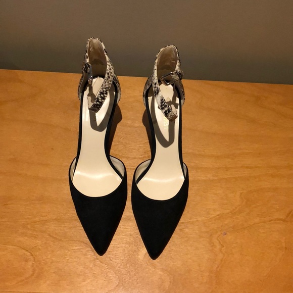 Medium heel Pointy toe hell (black and snake skin) - Picture 4 of 8